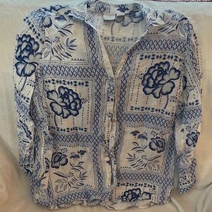 Halston XL 100% Linen button down blouse top Women’s Excellent White Bright Blue